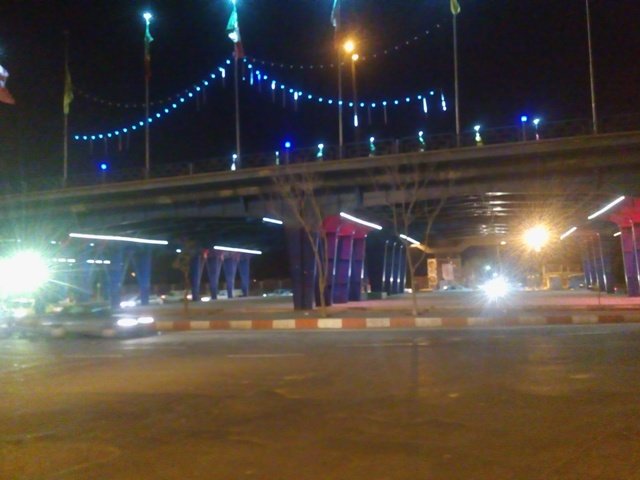 نورپردازی پل تراکتورسازی توسط شهرداری منطقه ۷