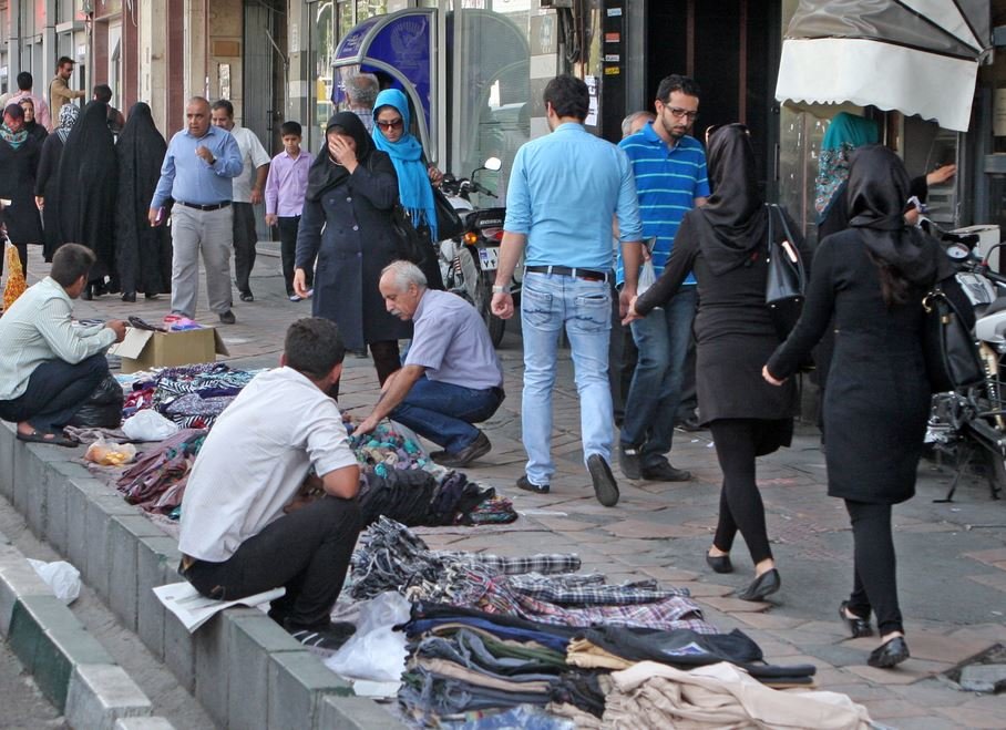 ساماندهی دستفروشان خیابان حجتی – پایگاه اطلاع رسانی و فرهنگی شهریار