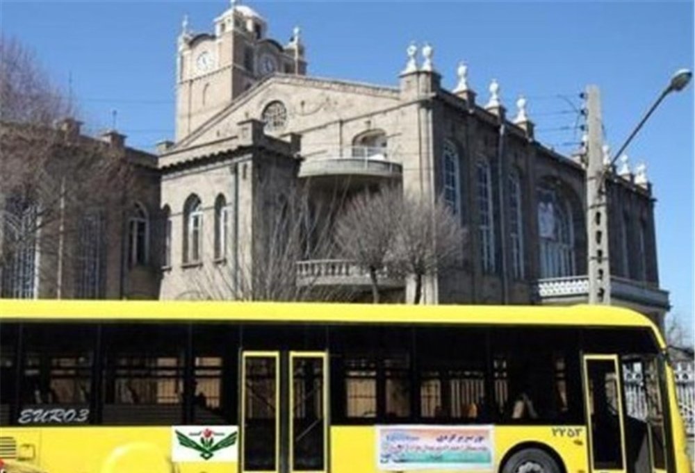 آماده سازی اتوبوسهای گردشگری برای میزبانی از میهمانان نوروزی
