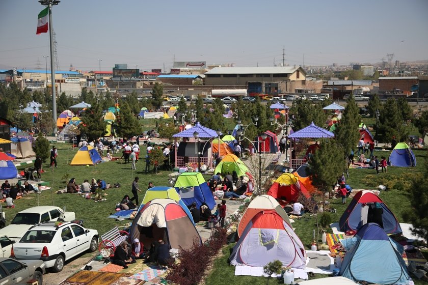 تصویری/ استقبال شهروندان از بوستان های شهرداری منطقه 7 در روز طبیعت