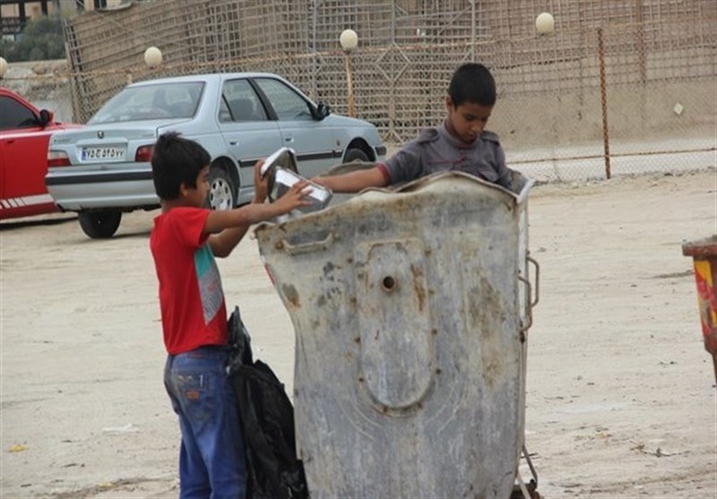 فرد اهانت کننده به کودک زباله‌گرد در استان البرز بازداشت شد