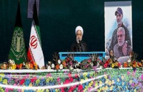 روحانی :مهمترین ثمره انقلاب انتخاب است/تضعیف جمهوری به تقویت اسلام نمی‌انجامد