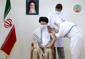رهبر انقلاب نوبت دوم واکسن ایرانی کرونا را دریافت
کردند