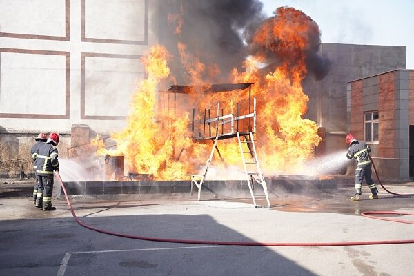 کلاس آموزشی ویژه اتوسرویس کاران و روغن فروشان تبریز برگزار شد کلاس آموزشی ویژه اتوسرویس کاران و روغن فروشان تبریز برگزار شد