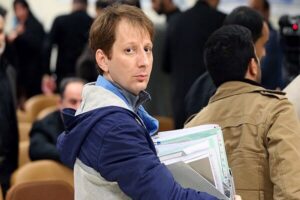 «بابک زنجانی» با ۶۴ همت رسما وارد سرمایه‌گذاری صنعت ریلی کشور شد