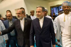 تیم مذاکره‌کننده را تضعیف نکنیم؛ بعد از توافق شاهد تحولات گسترده اقتصادی خواهیم بود