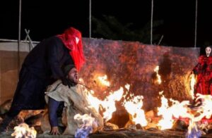 جامعه عدالت می‌خواهد نه زنجیر قبر