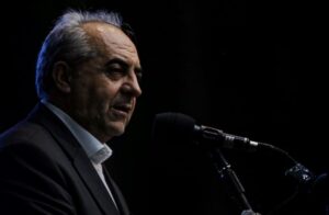 نگاه امنیتی به توسعه گردشگری را مضر می‌دانیم