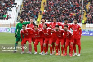 سلفی تراکتوری‌ها پس از بُرد مقابل سپاهان (عکس)