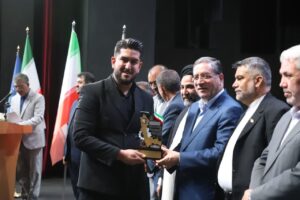 رستوران امین، رستوران منتخب استان آذربایجان غربی در همایش تجلیل از فعالان فرهنگی، اقتصادی و اجتماعی