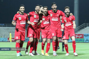 مجوز حرفه‌ای استقلال و پرسپولیس صادر شد